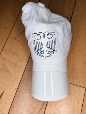 Vultures Merch Unreleased Hat White Black Korea Exclusive 2024 Drop Item OS